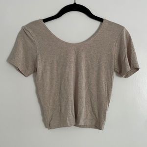 American apparel oatmeal crop top SMALL ?